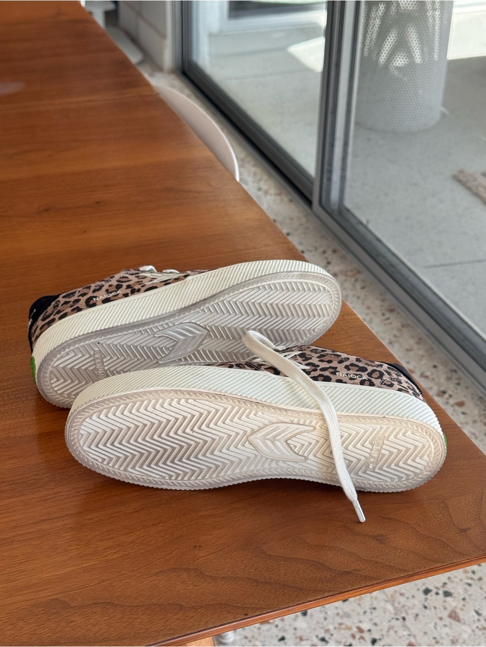 Cariuma Leopard Print Sneakers in Brown and Black - Picture 4 of 6